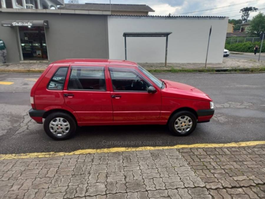 FIAT - UNO - 2007/2008 - Vermelha - R$ 23.500,00