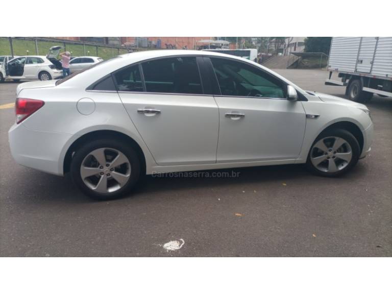 CHEVROLET - CRUZE - 2012/2012 - Branca - R$ 54.000,00