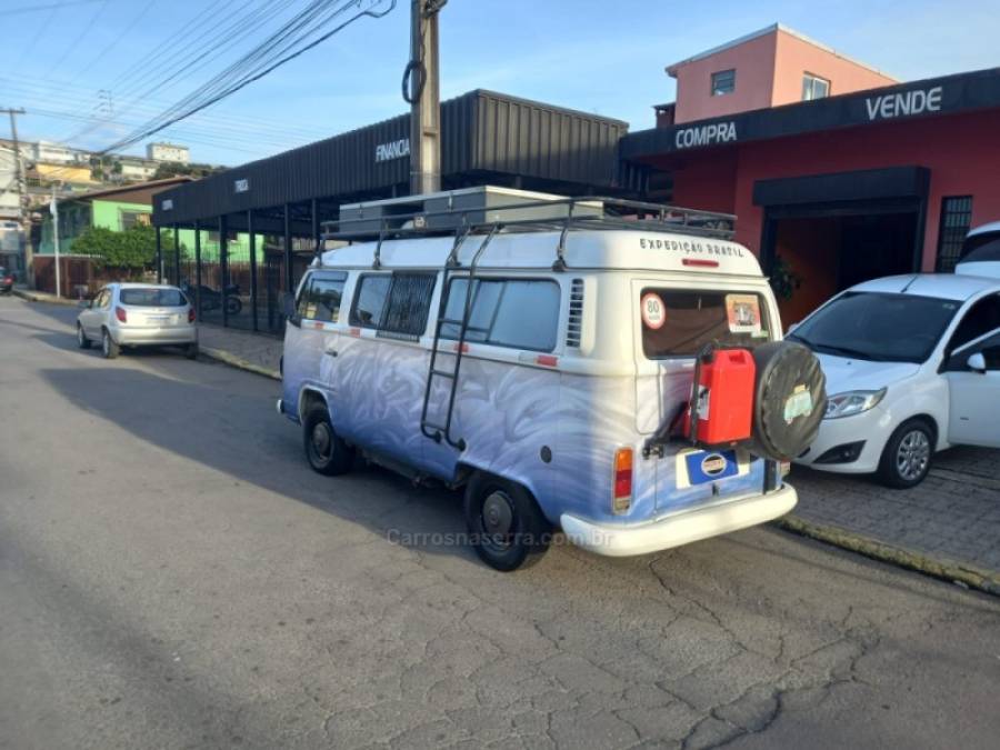 VOLKSWAGEN - KOMBI - 2011/2011 - Branca - R$ 85.000,00